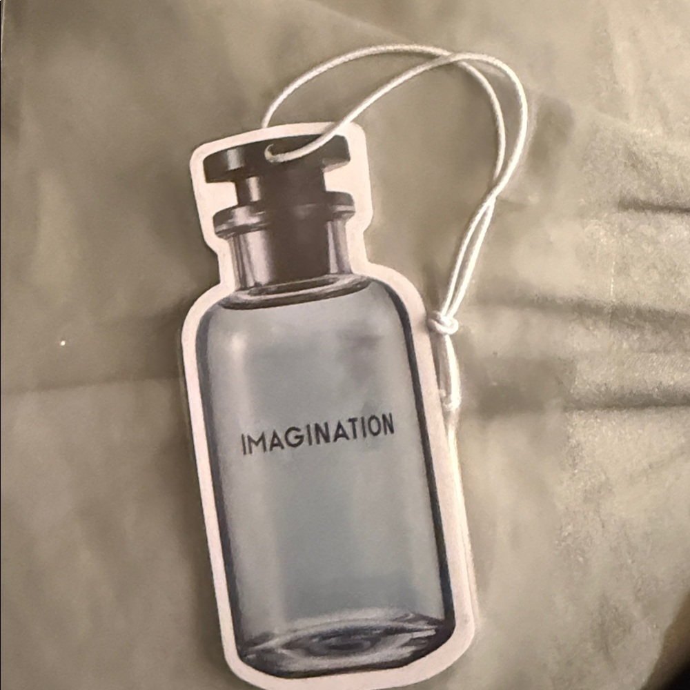 LV IMAGINATION SCENTED AIR FRESHENER
